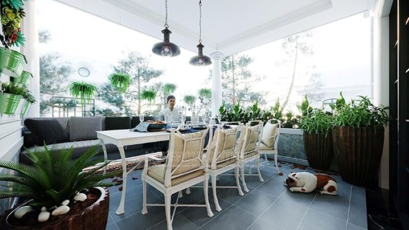 Bộ bàn ghế sofa ngoài trời độc đáo, sáng tạo nhưng lại mang nét hài hòa giữa sofa băng hiện đại và bộ bàn 3 ghế tân cổ điển sang trọng. thiết kế biệt thự